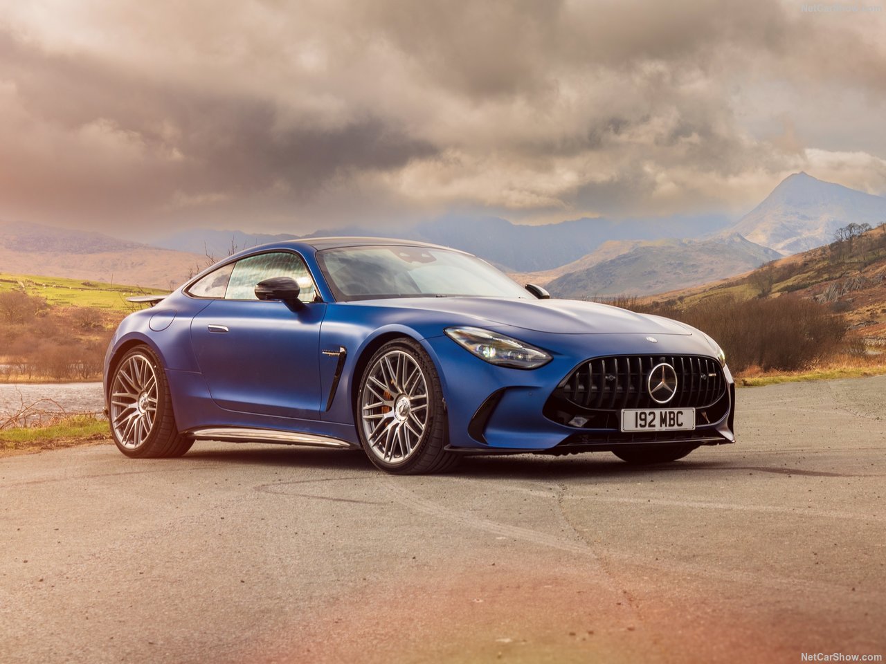 Prestige and executive cars